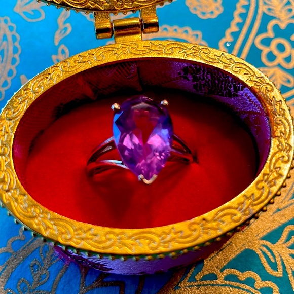 Brazilian Amethyst ring Gold - Picture 1 of 5